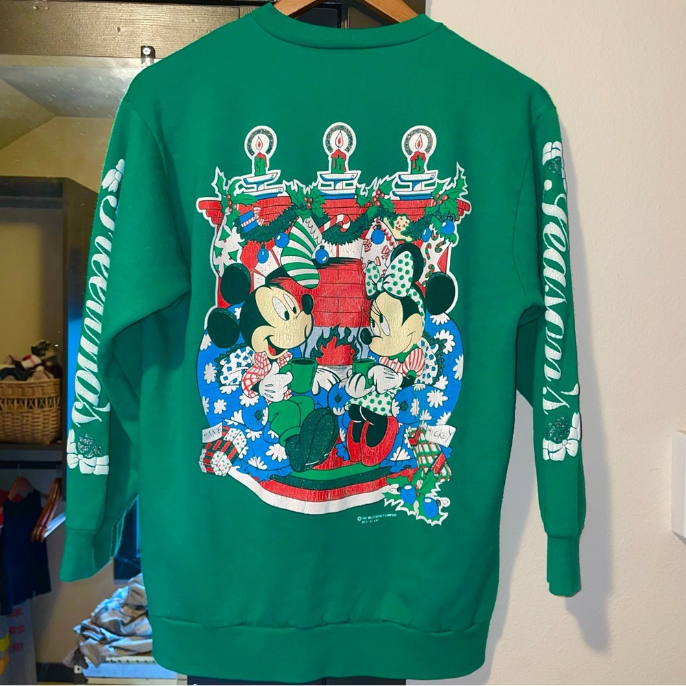 Vintage Disney Mickey & Minnie Christmas crewneck sweatshirt